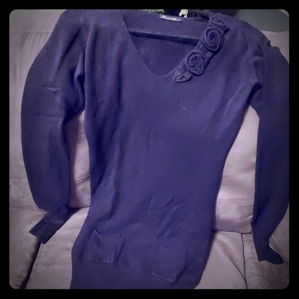 Long black Franci D. sweater with pockets